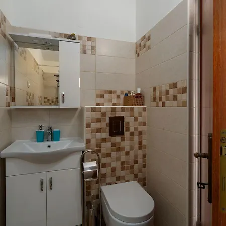 Apartment Komfortables Nur 600 Meter Zum Und Zum Unesco-weltkulturerbe Poreč