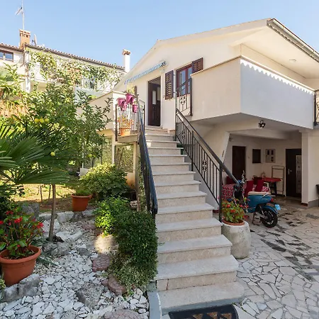 Komfortables Nur 600 Meter Zum Und Zum Unesco-weltkulturerbe Poreč