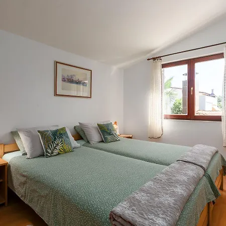 Komfortables Nur 600 Meter Zum Und Zum Unesco-weltkulturerbe Poreč