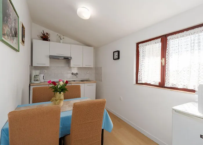 Komfortables Nur 600 Meter Zum Und Zum Unesco-weltkulturerbe Porec